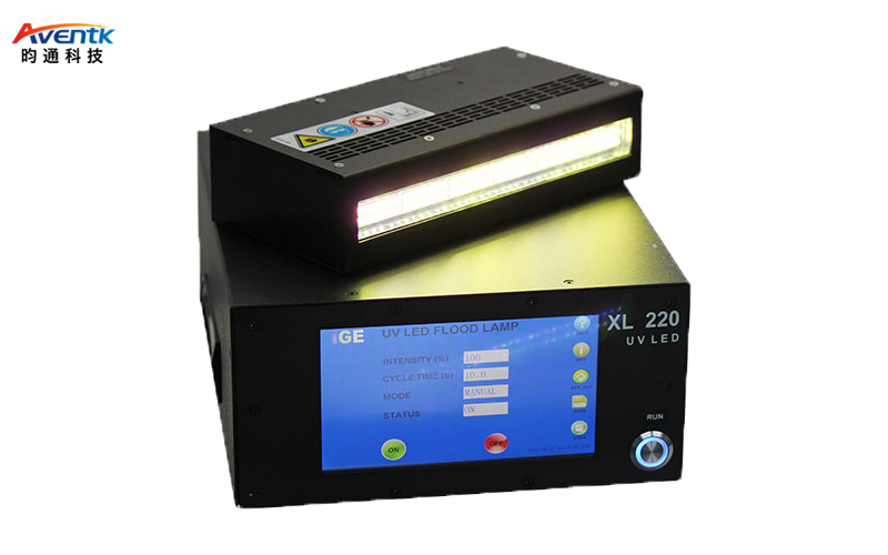 XL220-線光源.jpg XL220-線光源.jpg