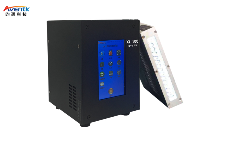 100x10mm線光源UVLED光固化機(jī).jpg 100x10mm線光源UVLED光固化機(jī).jpg