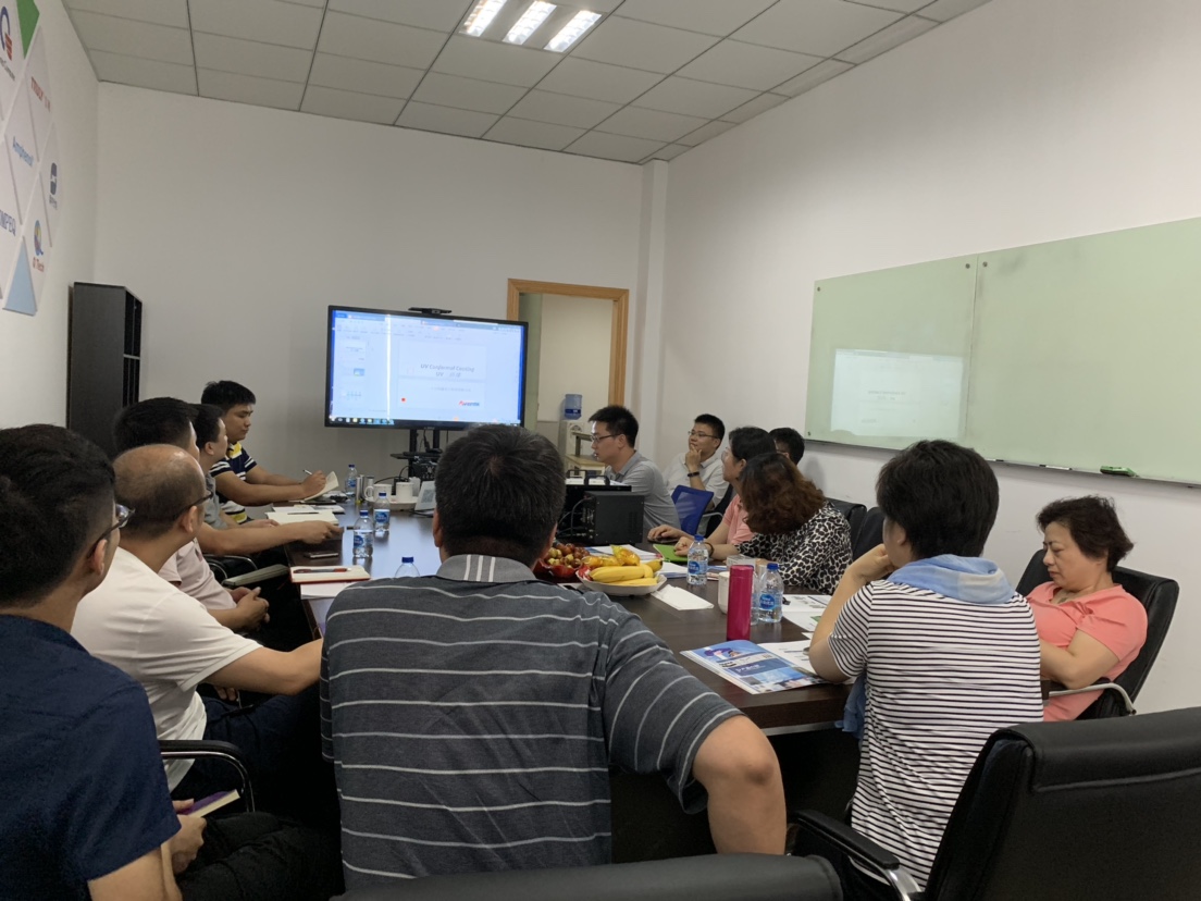 昀通科技對代理商進行產(chǎn)品知識專業(yè)培訓