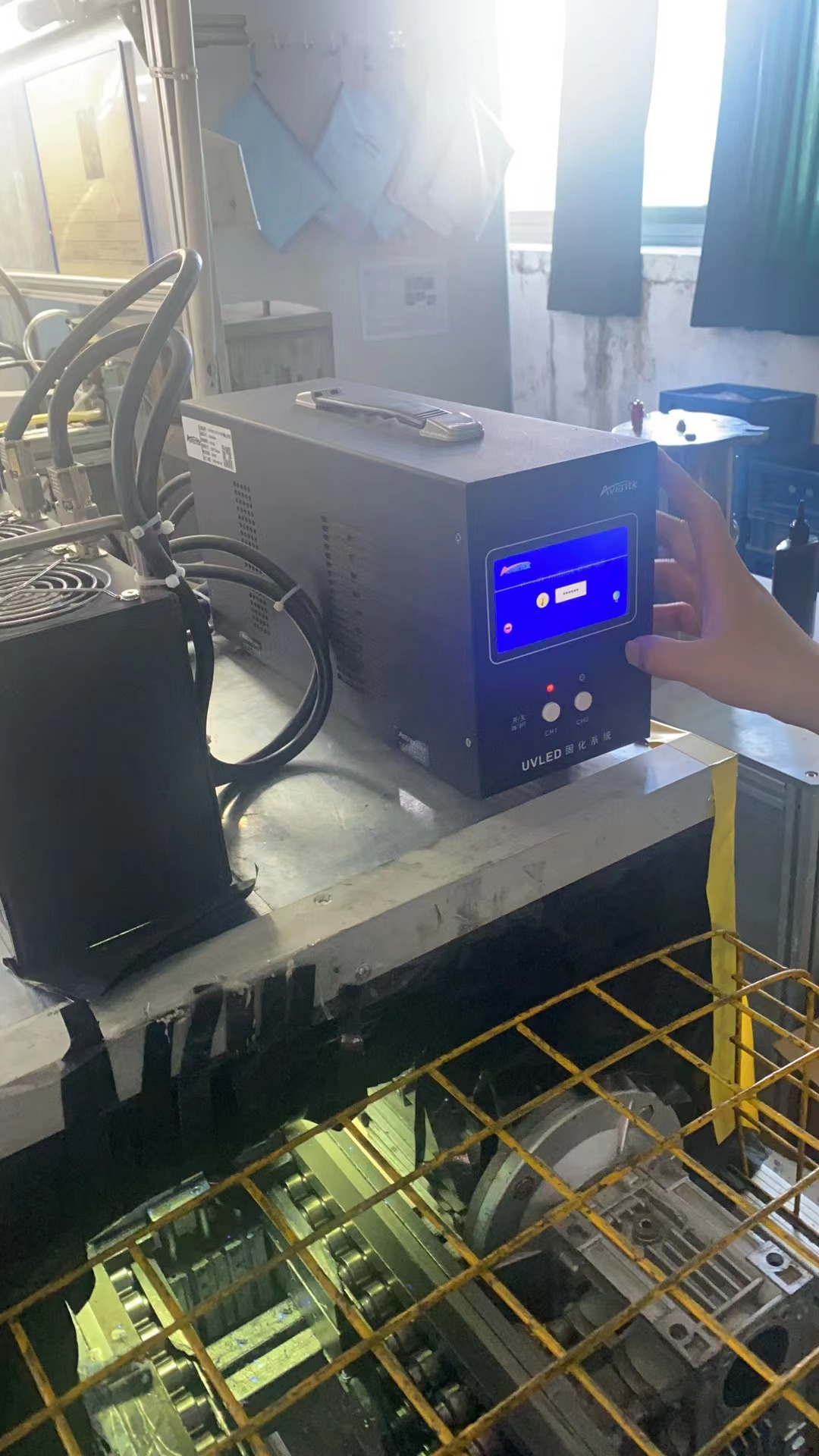 XM300-50系列UVLED面光源應(yīng)用于汽車零部件